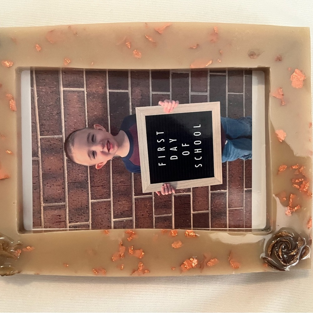Custom Handmade Resin Frame - Picture 4 of 4